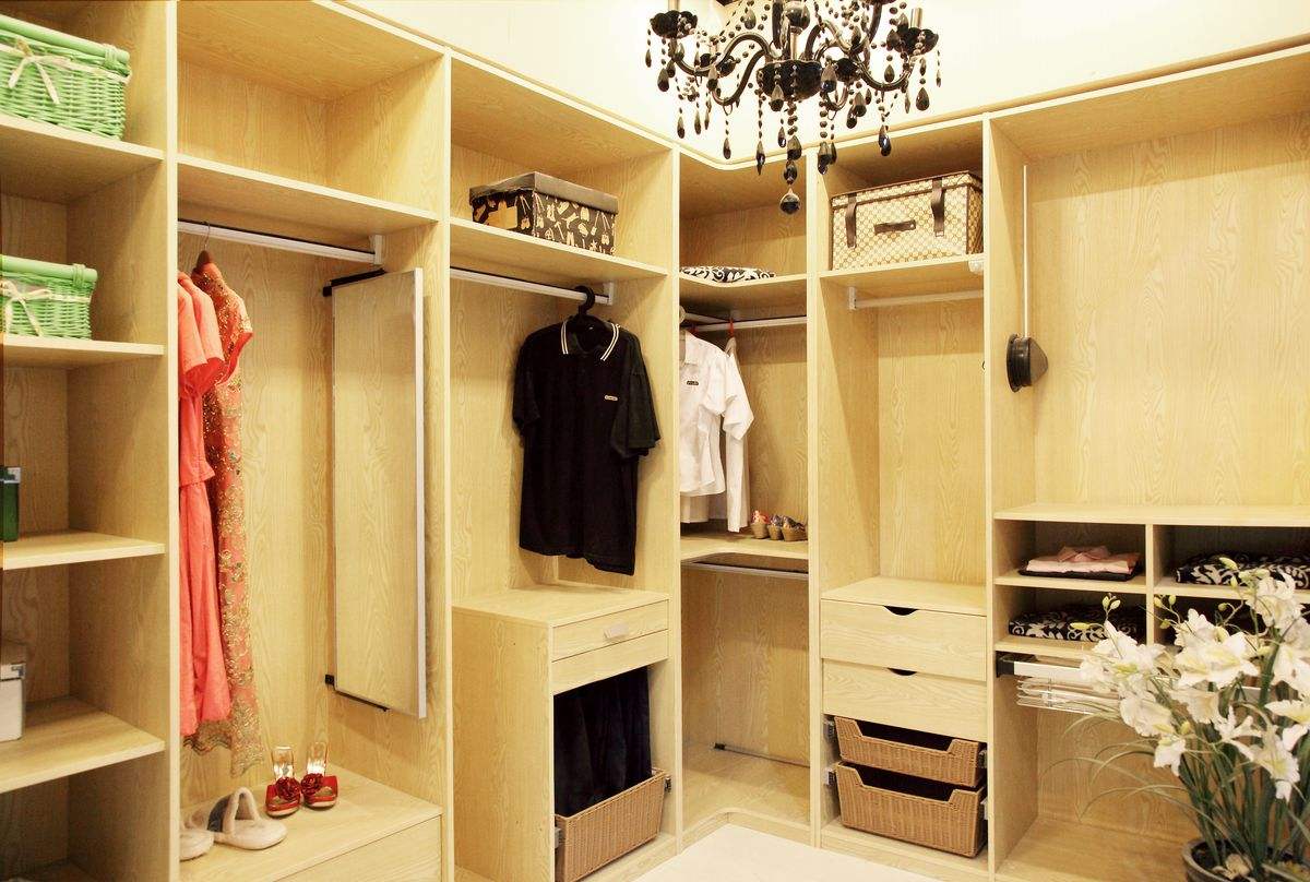 衣柜有甲醛導致衣服有甲醛？衣柜甲醛超標怎么辦