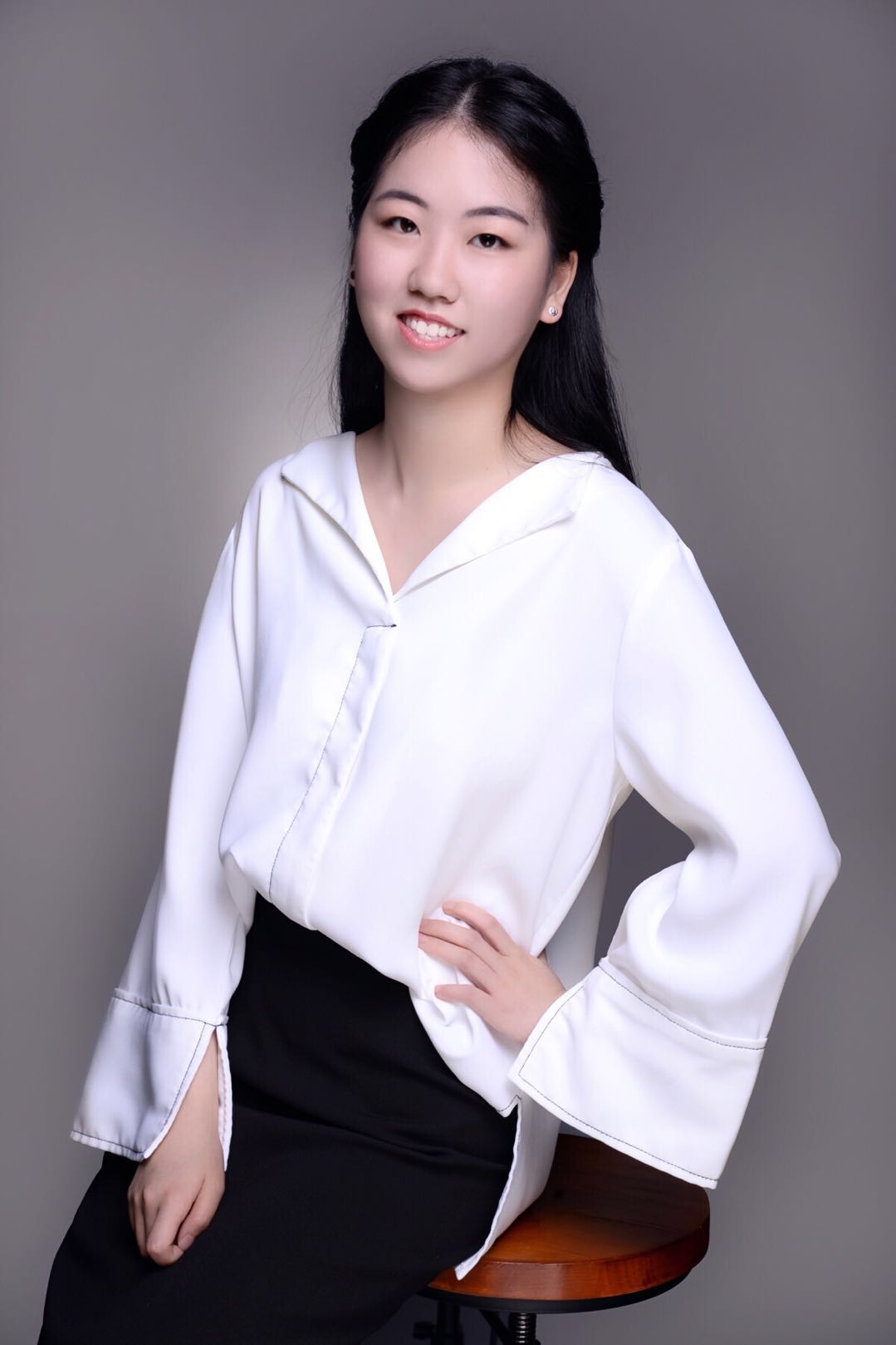 【1月生日會】本月壽星只有美少女，拍圖拍到小編手機內(nèi)存不夠啦！