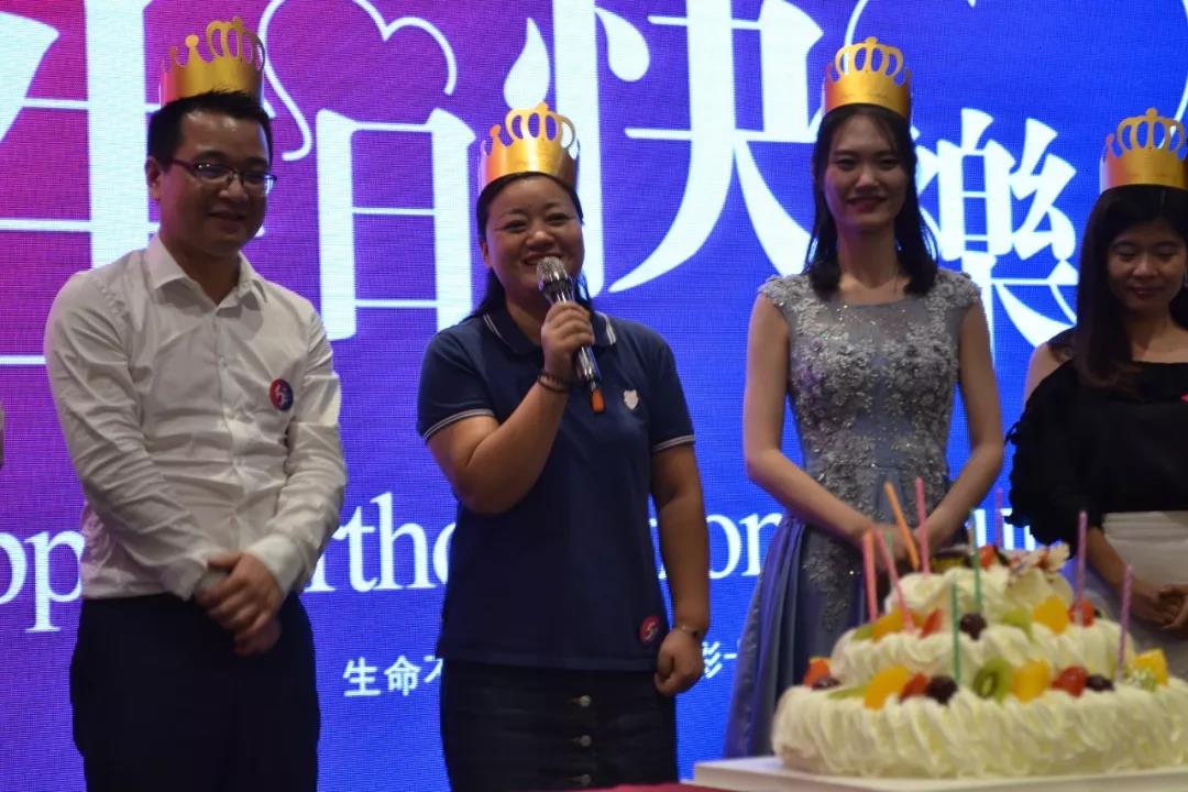 創(chuàng)綠家環(huán)保2018年中工作會(huì)議暨5周年慶典圓滿結(jié)束！