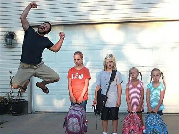 開(kāi)學(xué)倒計(jì)時(shí)，學(xué)校除甲醛讓熊孩子們?cè)獨(dú)鉂M滿迎接新學(xué)期！