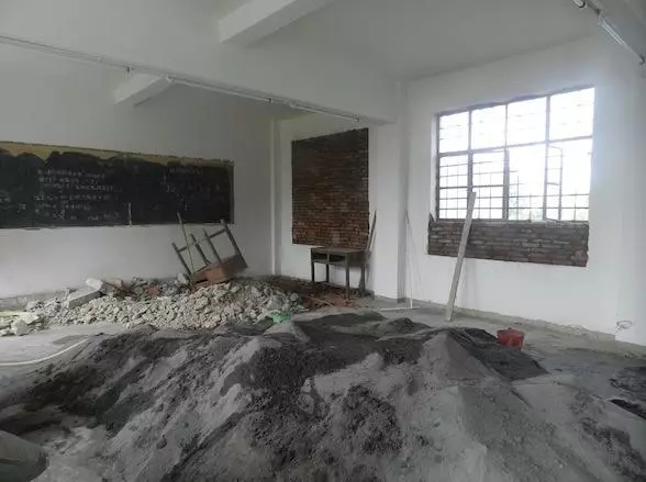 開(kāi)學(xué)倒計(jì)時(shí)，學(xué)校除甲醛讓熊孩子們?cè)獨(dú)鉂M滿迎接新學(xué)期！