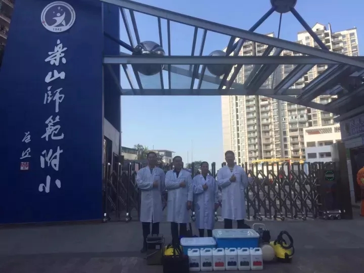 開(kāi)學(xué)倒計(jì)時(shí)，學(xué)校除甲醛讓熊孩子們?cè)獨(dú)鉂M滿迎接新學(xué)期！