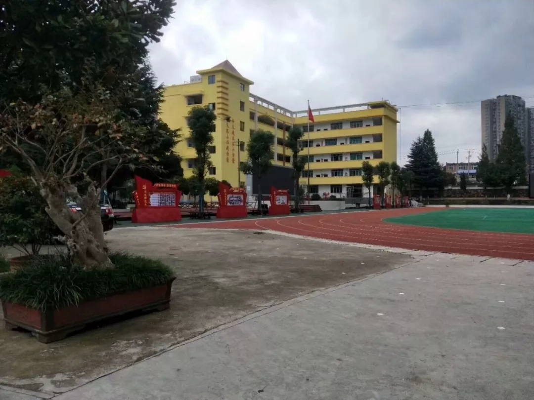 六盤水市實驗小學室內(nèi)空氣治理 六盤水市實驗小學室內(nèi)空氣治理