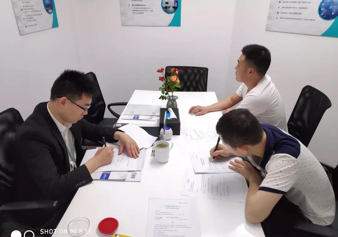 熱烈祝賀王總簽約創(chuàng)綠家江蘇省常州市區(qū)級代理！