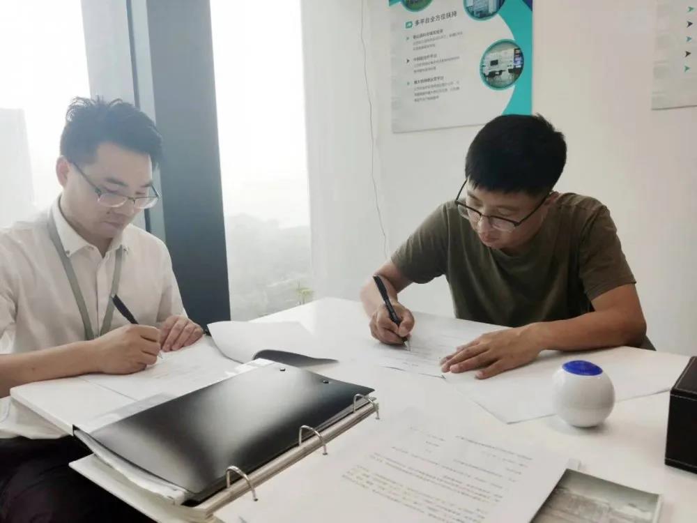 熱烈祝賀楊總簽約創(chuàng)綠家陜西省寶雞市區(qū)級代理！