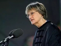 十分鐘閱讀 | 哈佛校長演講：先到你想去的地方，然后再到你應該去的地方。