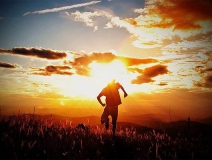 不少人都不喜歡改變，而情愿保持現(xiàn)狀，這便是人生低谷