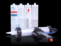 除甲醛公司近日發(fā)現(xiàn)，室內(nèi)膠粘劑會導(dǎo)致甲醛嚴(yán)重超標(biāo)